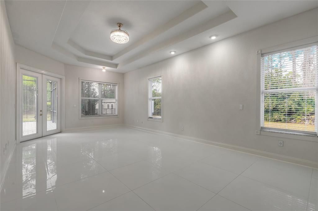 En Venta: $1,100,000 (5 camas, 4 baños, 3484 Pies cuadrados)