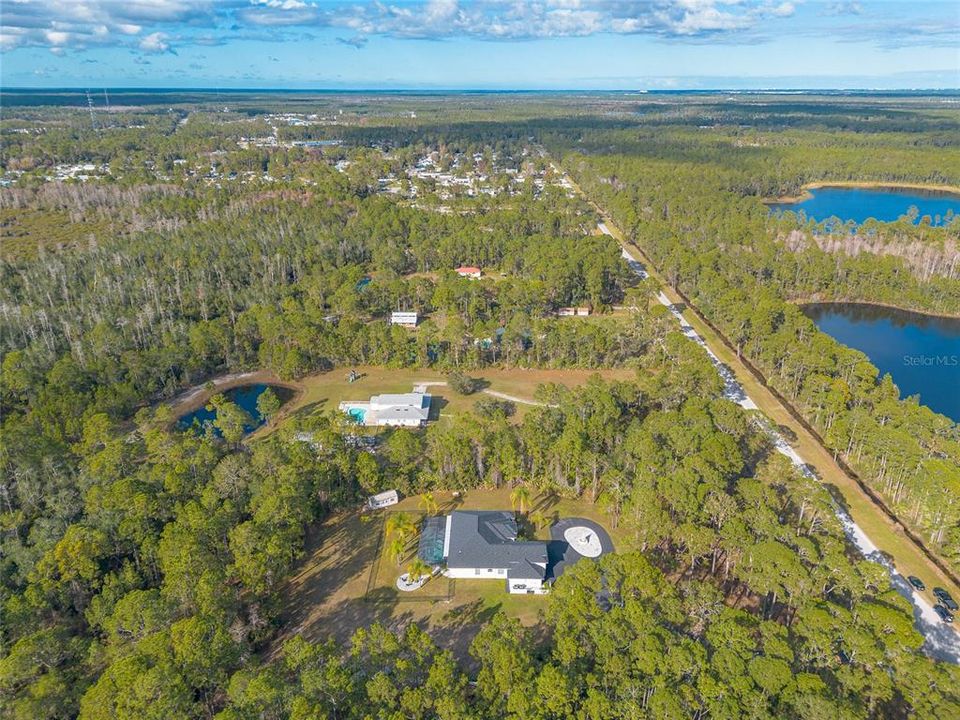 En Venta: $1,100,000 (5 camas, 4 baños, 3484 Pies cuadrados)