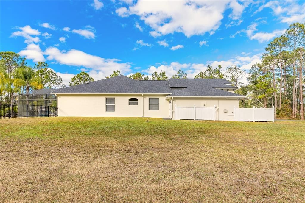 En Venta: $1,100,000 (5 camas, 4 baños, 3484 Pies cuadrados)