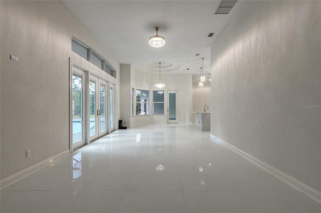 En Venta: $1,100,000 (5 camas, 4 baños, 3484 Pies cuadrados)