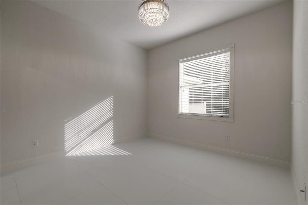 En Venta: $1,100,000 (5 camas, 4 baños, 3484 Pies cuadrados)