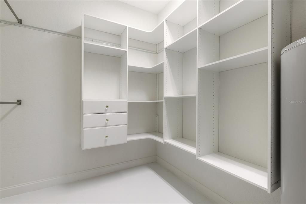 En Venta: $1,100,000 (5 camas, 4 baños, 3484 Pies cuadrados)