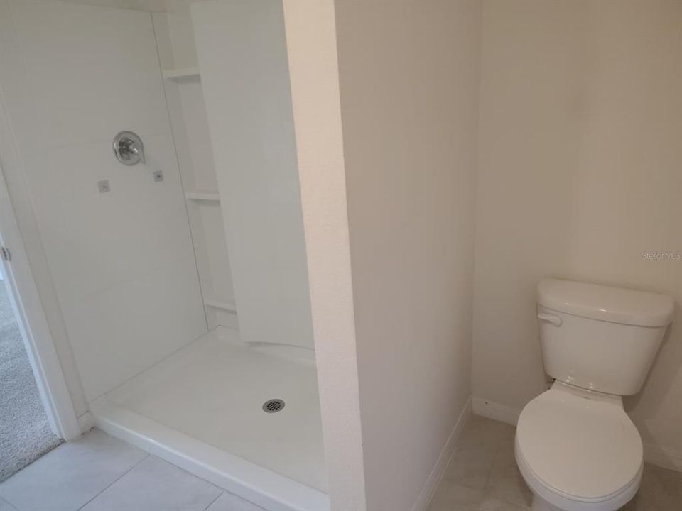 For Rent: $2,100 (3 beds, 2 baths, 1504 Square Feet)