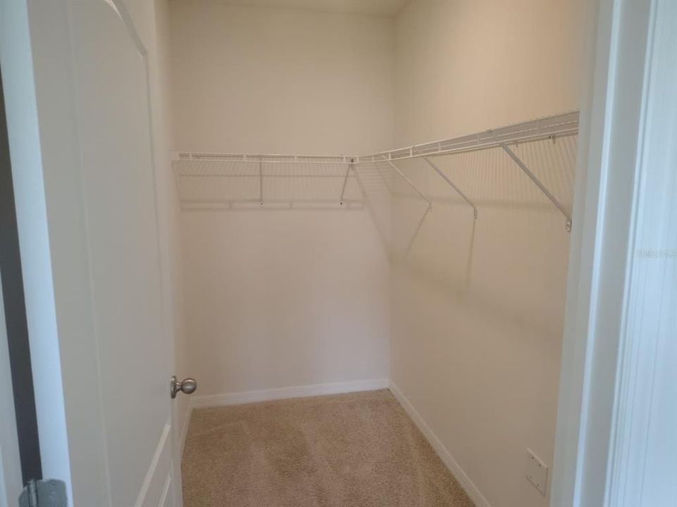 For Rent: $2,100 (3 beds, 2 baths, 1504 Square Feet)