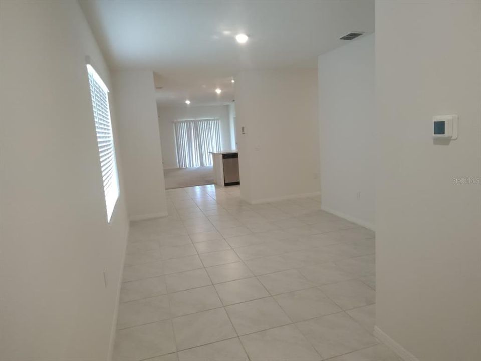 For Rent: $2,100 (3 beds, 2 baths, 1504 Square Feet)