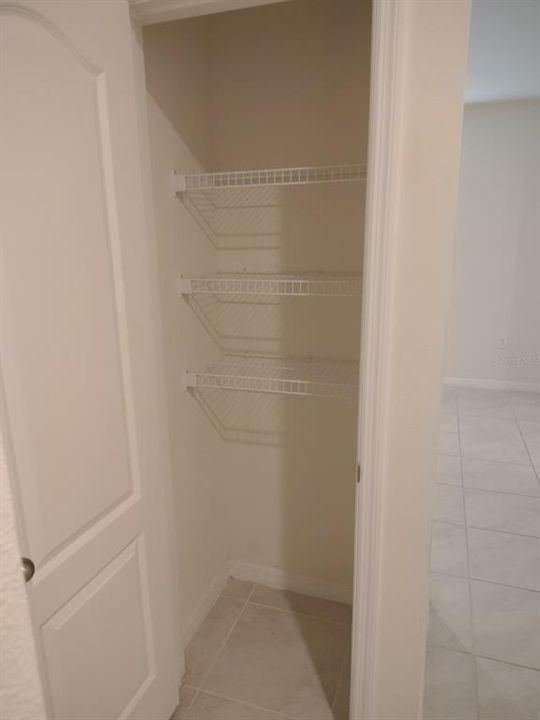 For Rent: $2,100 (3 beds, 2 baths, 1504 Square Feet)