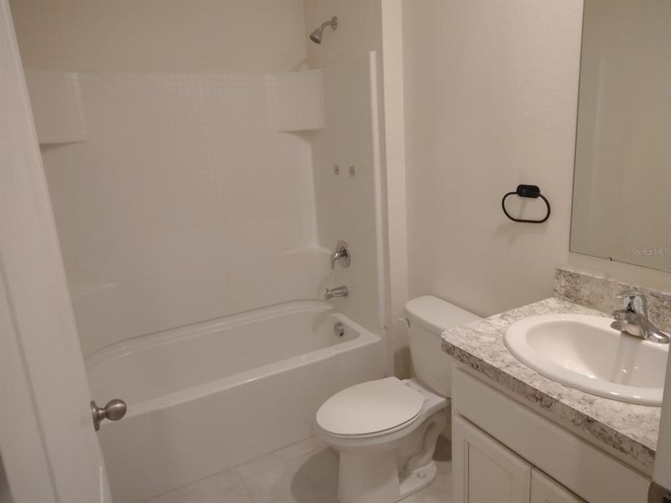 For Rent: $2,100 (3 beds, 2 baths, 1504 Square Feet)