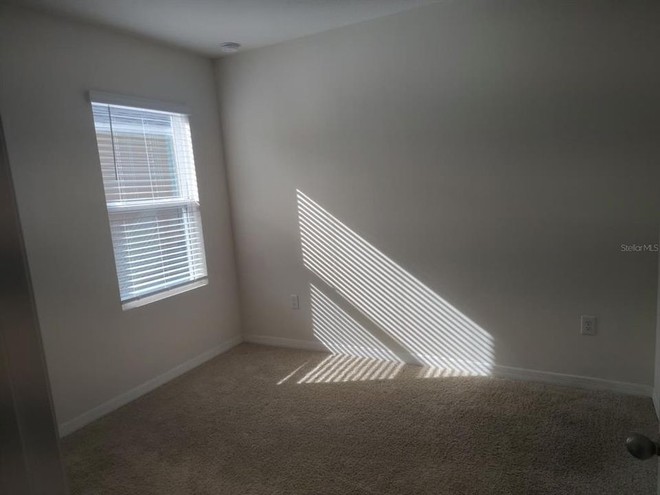 For Rent: $2,100 (3 beds, 2 baths, 1504 Square Feet)