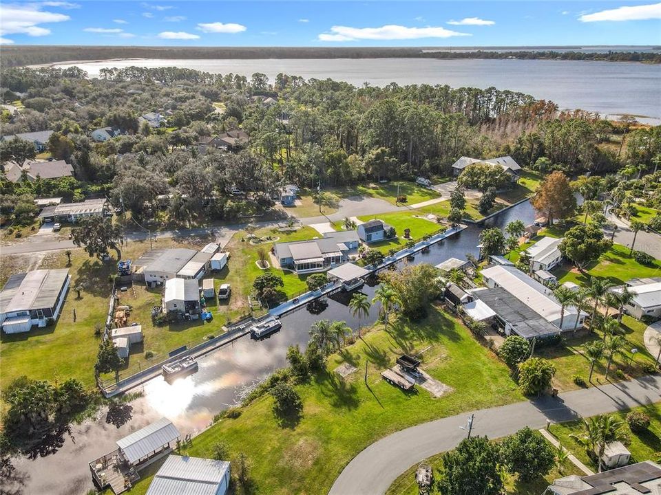 На продажу: $175,000 (0.16 acres)