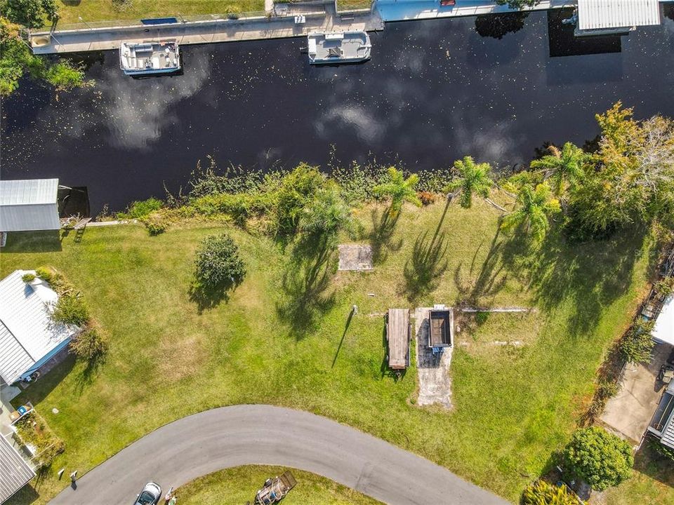 На продажу: $175,000 (0.16 acres)