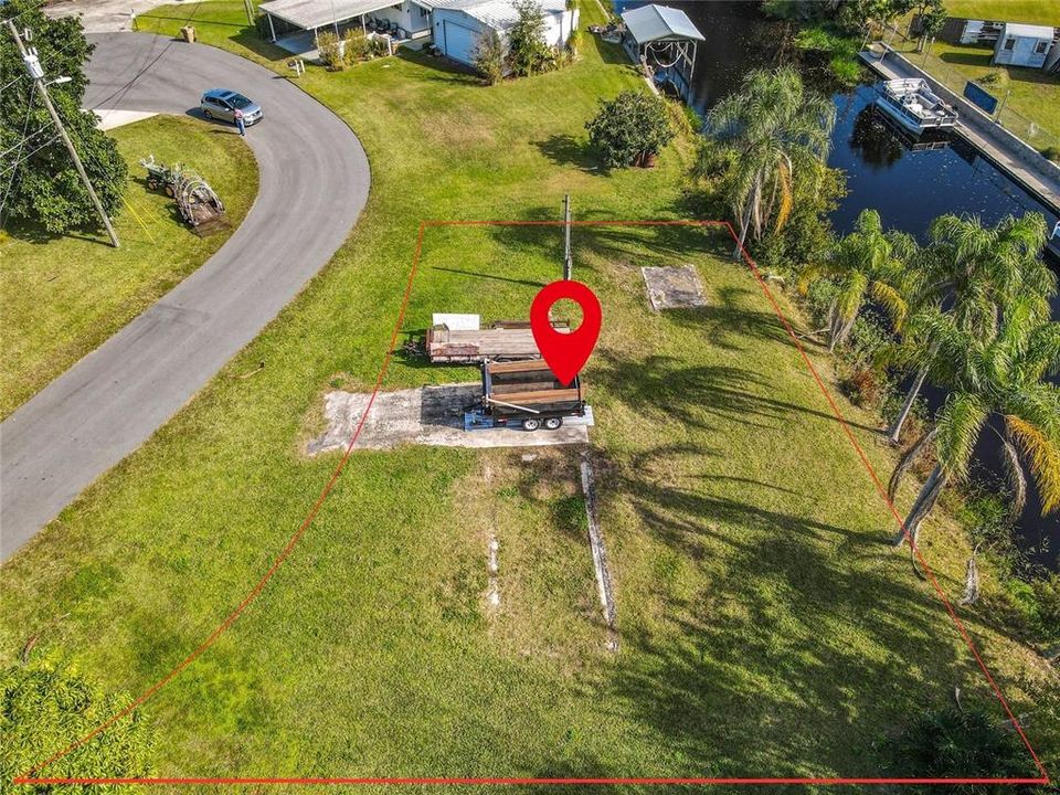 На продажу: $175,000 (0.16 acres)