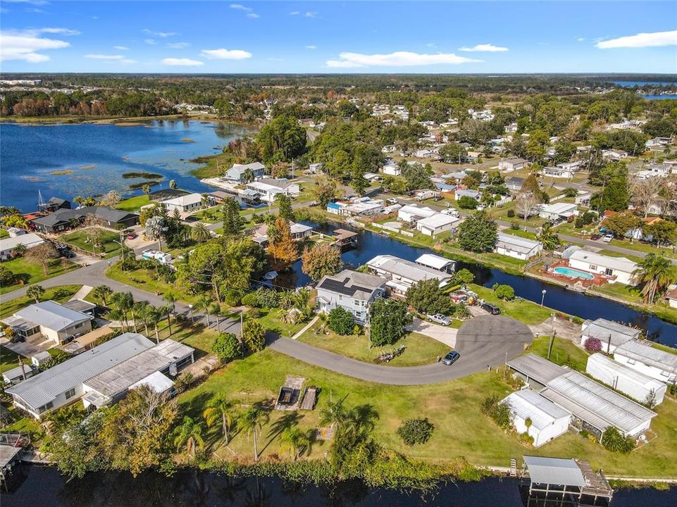 На продажу: $175,000 (0.16 acres)