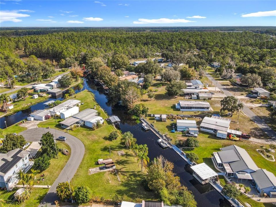 На продажу: $175,000 (0.16 acres)