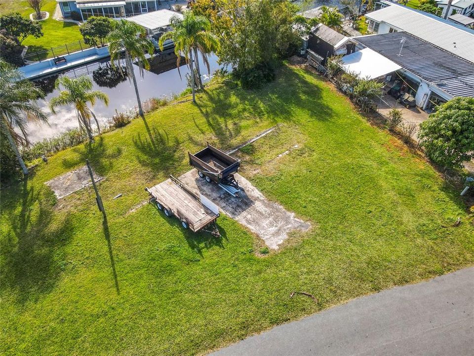 На продажу: $175,000 (0.16 acres)