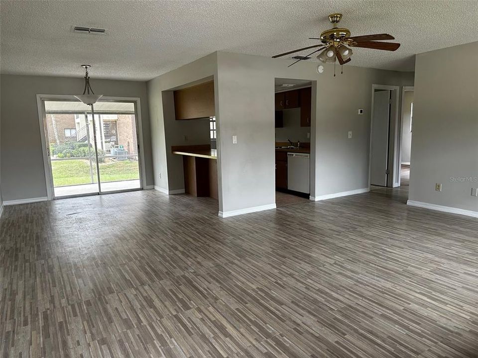 For Rent: $1,550 (2 beds, 2 baths, 1064 Square Feet)