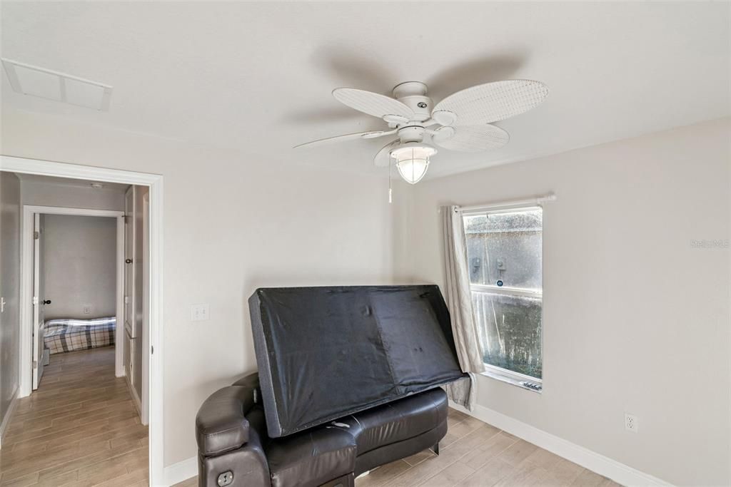 En Venta: $290,000 (3 camas, 2 baños, 1504 Pies cuadrados)