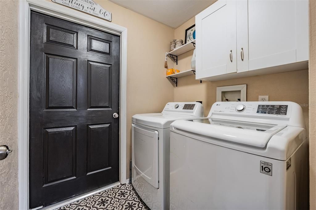 For Sale: $480,000 (4 beds, 2 baths, 1524 Square Feet)