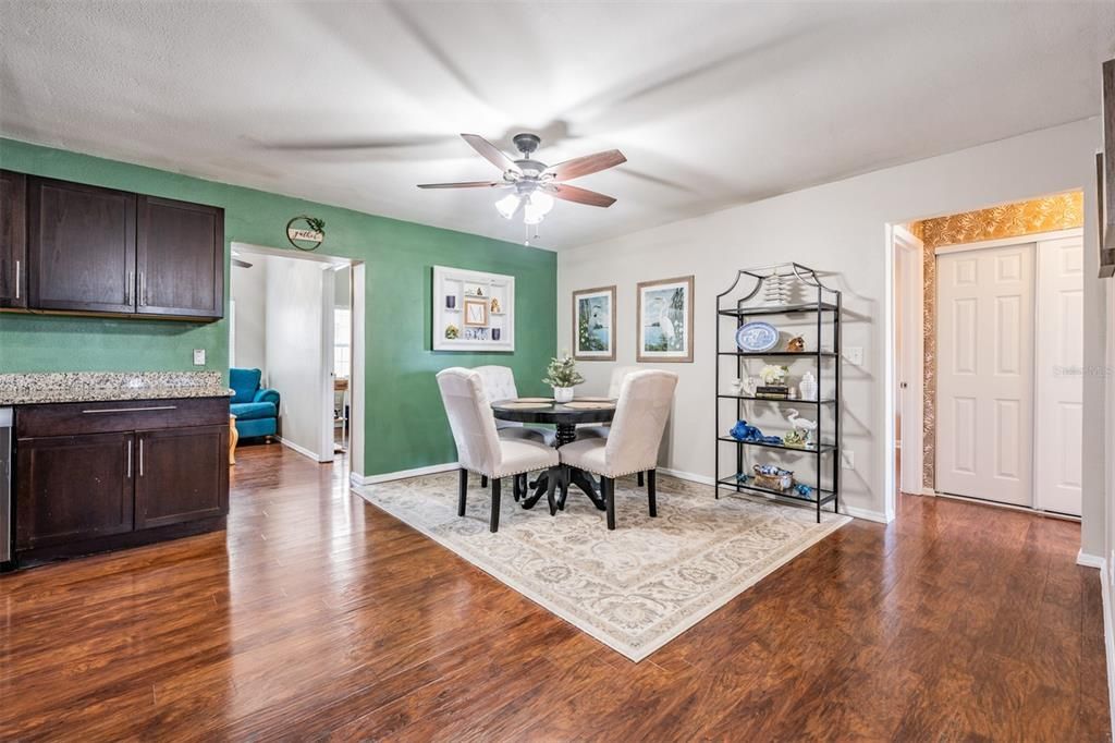 For Sale: $480,000 (4 beds, 2 baths, 1524 Square Feet)