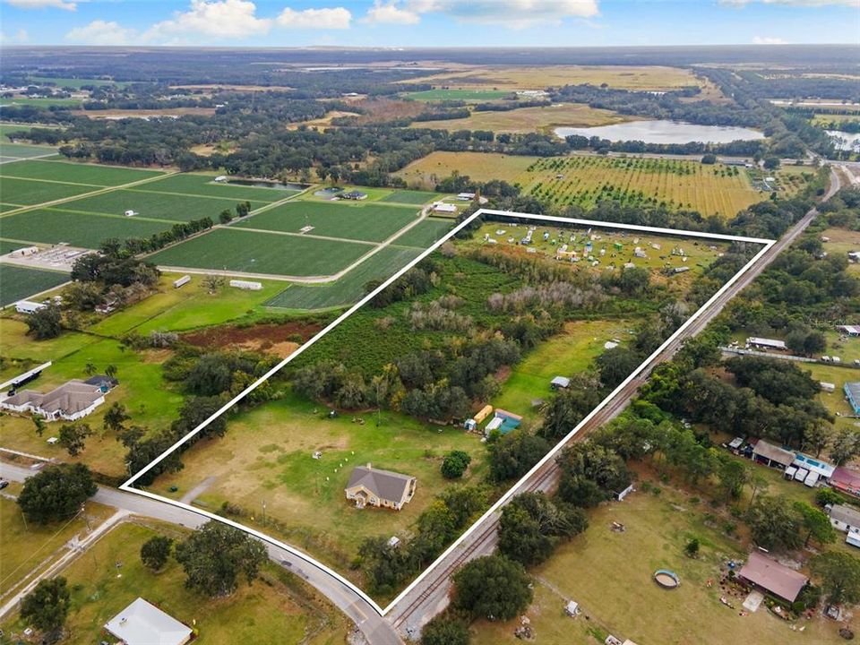 На продажу: $1,400,000 (5 спален, 3 ванн, 3836 Квадратных фут)