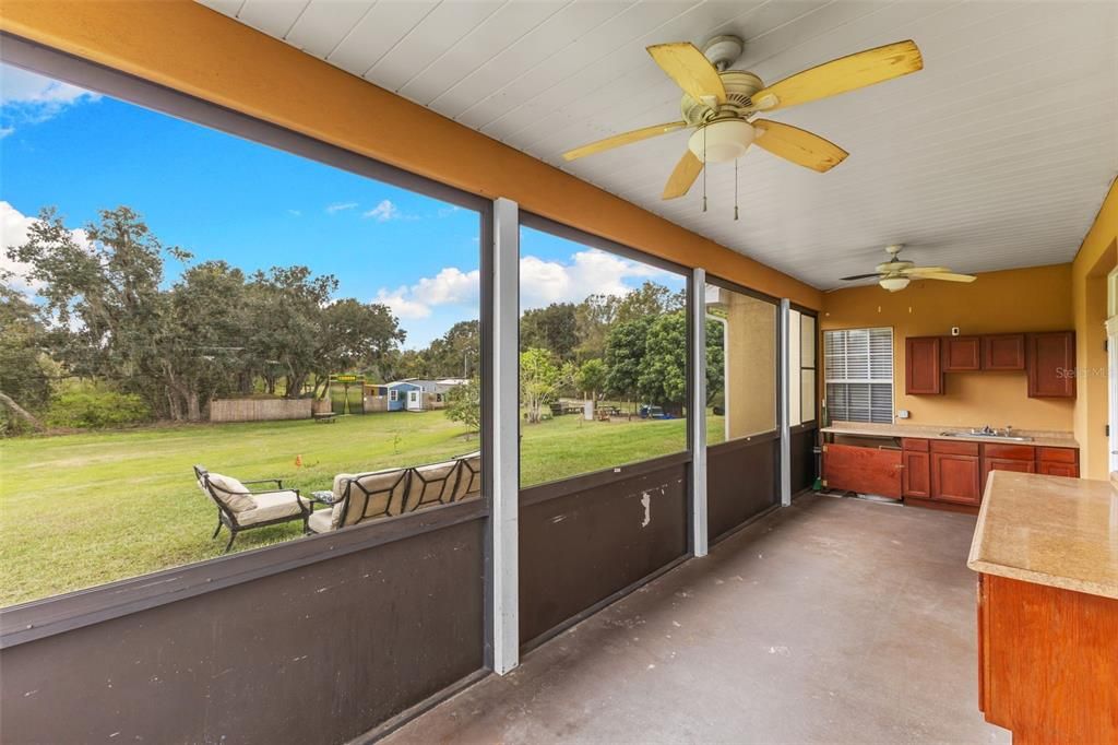 На продажу: $1,400,000 (5 спален, 3 ванн, 3836 Квадратных фут)