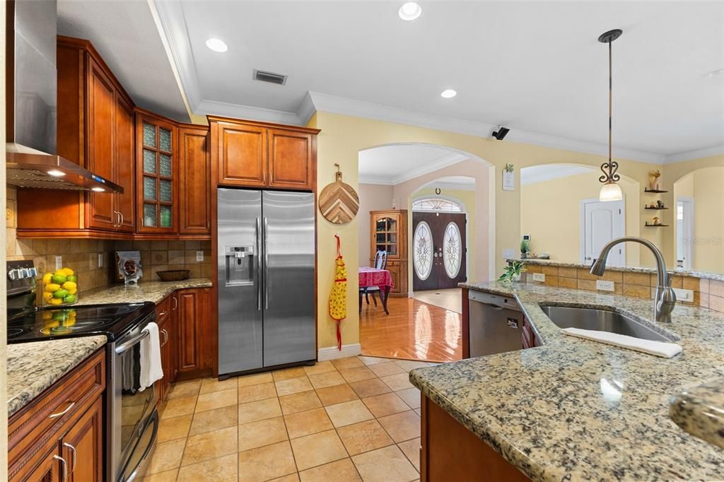 На продажу: $1,400,000 (5 спален, 3 ванн, 3836 Квадратных фут)