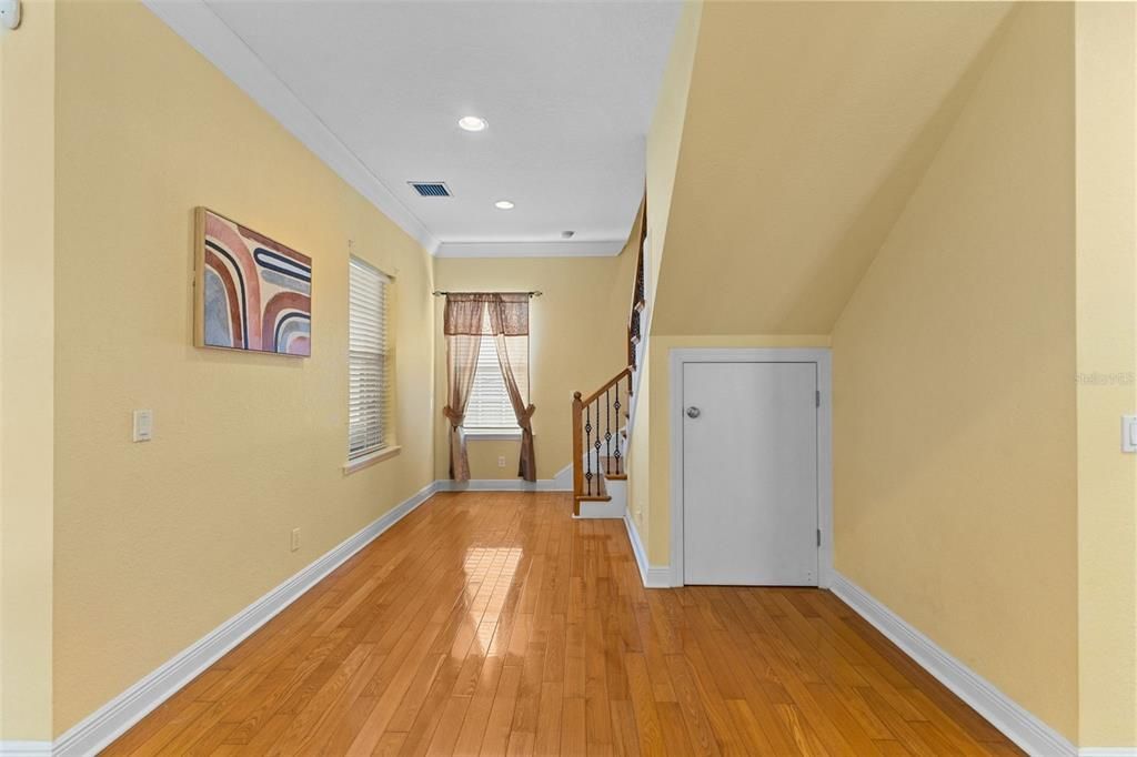 На продажу: $1,400,000 (5 спален, 3 ванн, 3836 Квадратных фут)