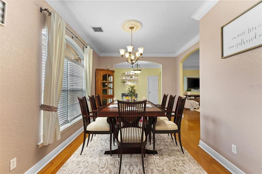 На продажу: $1,400,000 (5 спален, 3 ванн, 3836 Квадратных фут)