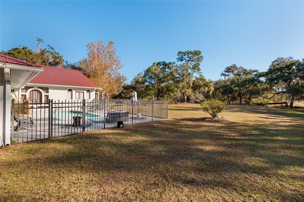 For Sale: $674,900 (3 beds, 2 baths, 3023 Square Feet)