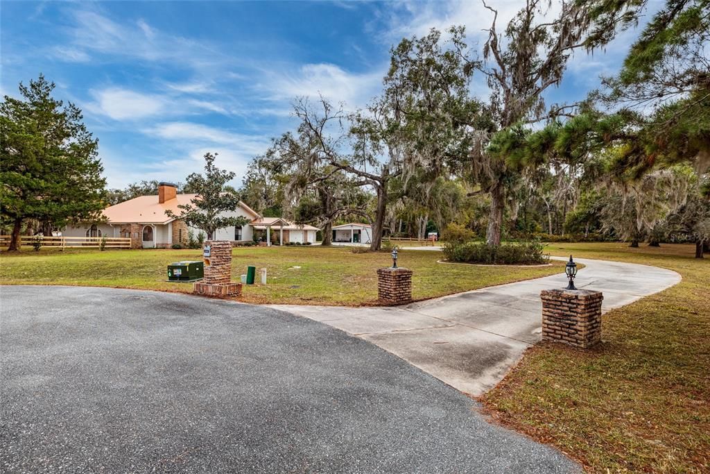 For Sale: $674,900 (3 beds, 2 baths, 3023 Square Feet)