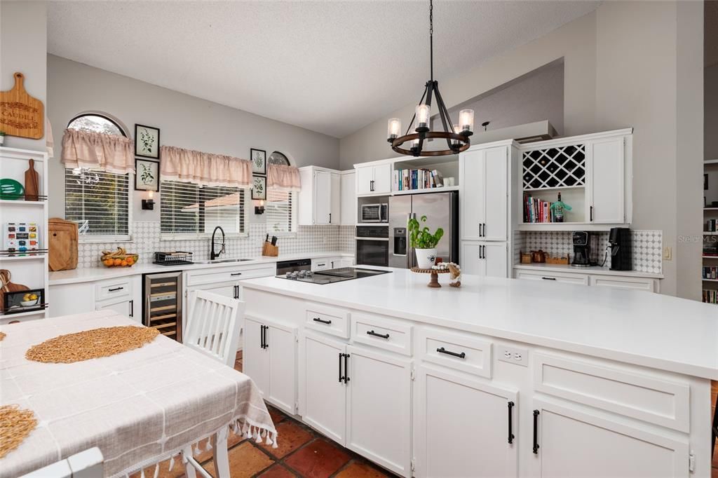 For Sale: $674,900 (3 beds, 2 baths, 3023 Square Feet)