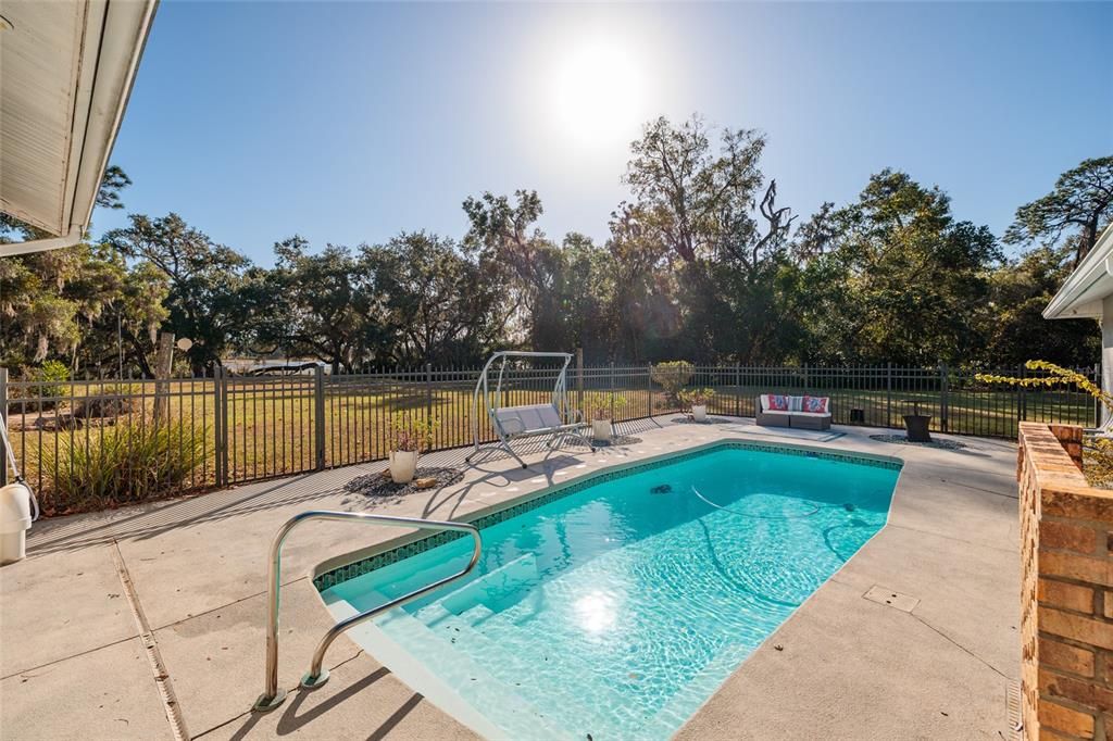 For Sale: $674,900 (3 beds, 2 baths, 3023 Square Feet)