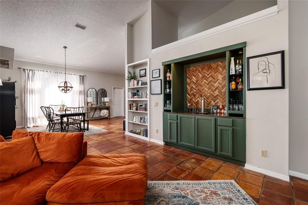 For Sale: $674,900 (3 beds, 2 baths, 3023 Square Feet)