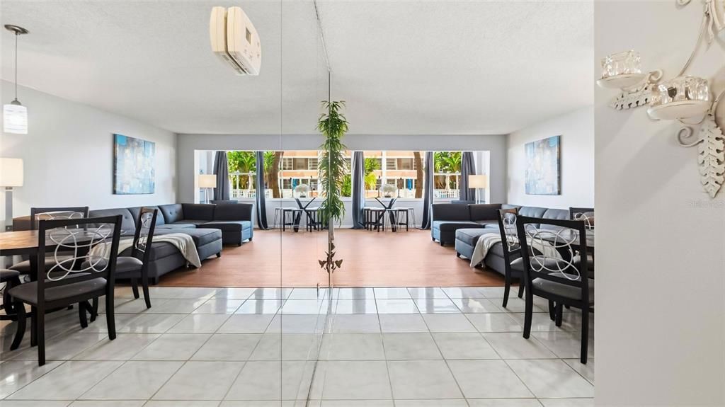 For Sale: $141,568 (2 beds, 2 baths, 1050 Square Feet)