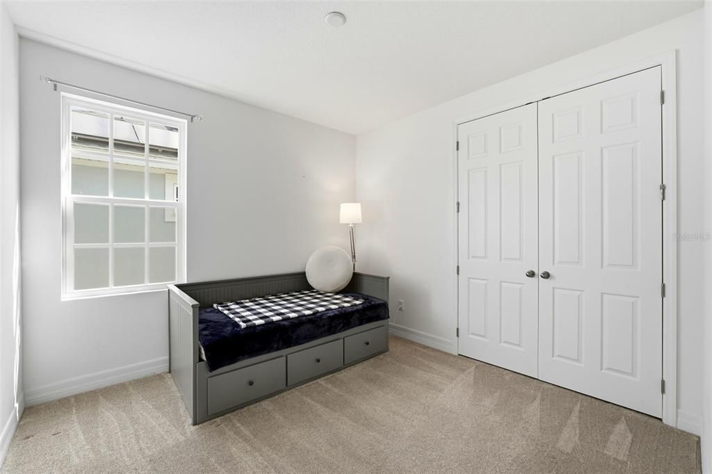 En Renta: $4,650 (4 camas, 2 baños, 2437 Pies cuadrados)