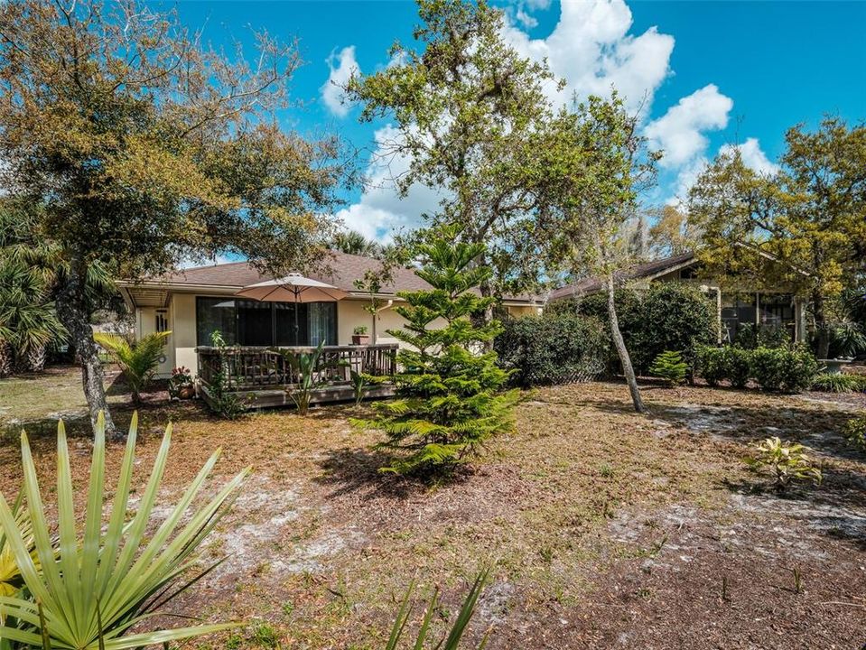 For Sale: $315,000 (2 beds, 2 baths, 1289 Square Feet)