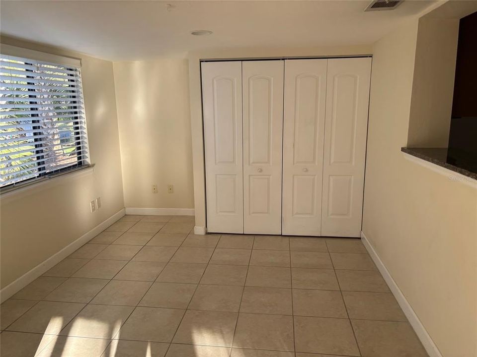 For Sale: $315,000 (2 beds, 2 baths, 1289 Square Feet)