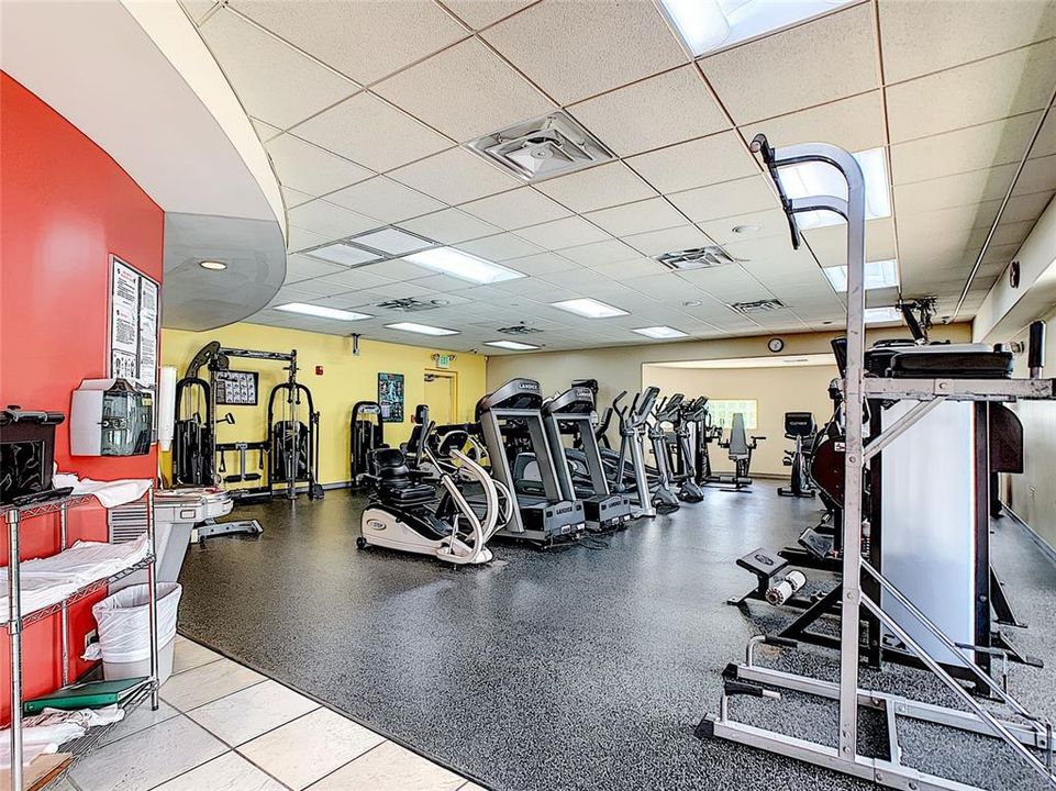 For Sale: $315,000 (2 beds, 2 baths, 1289 Square Feet)