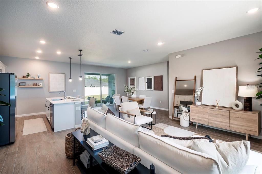 En Renta: $2,100 (3 camas, 2 baños, 1681 Pies cuadrados)