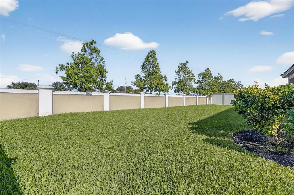 En Venta: $384,900 (4 camas, 3 baños, 2049 Pies cuadrados)