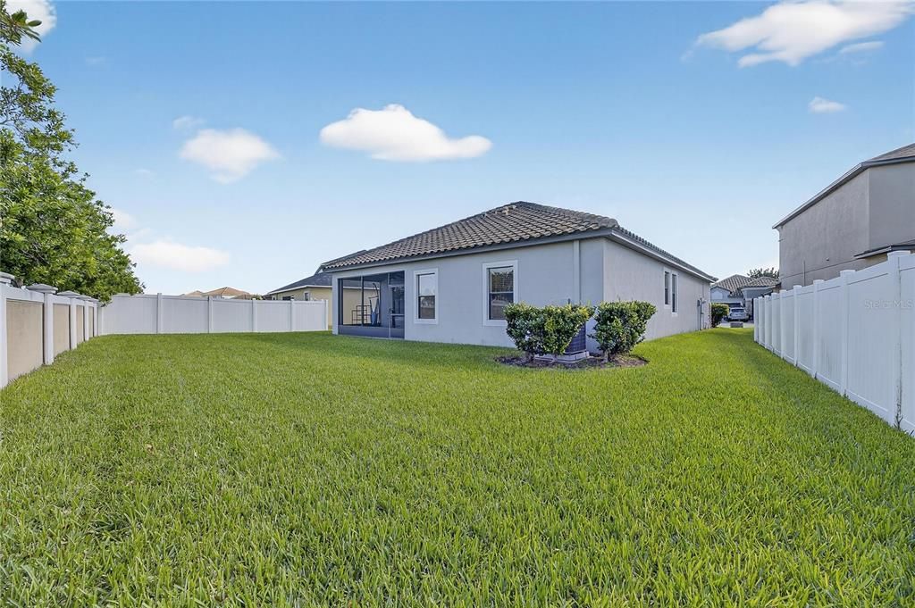 En Venta: $384,900 (4 camas, 3 baños, 2049 Pies cuadrados)