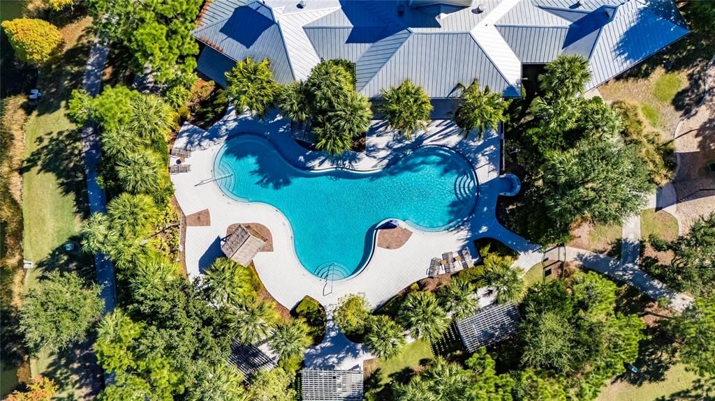 En Venta: $384,900 (4 camas, 3 baños, 2049 Pies cuadrados)