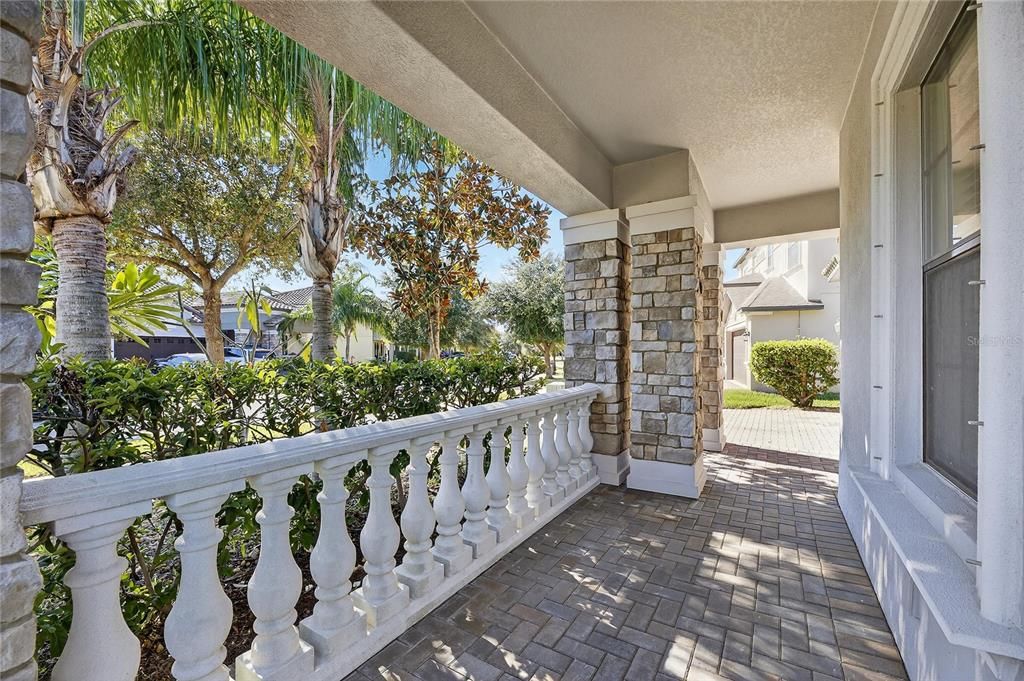 En Venta: $384,900 (4 camas, 3 baños, 2049 Pies cuadrados)