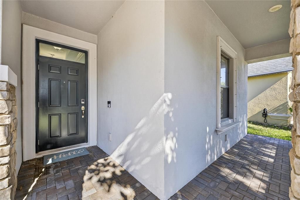 En Venta: $384,900 (4 camas, 3 baños, 2049 Pies cuadrados)