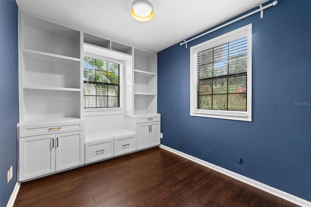 В аренду: $3,900 (4 спален, 2 ванн, 1586 Квадратных фут)