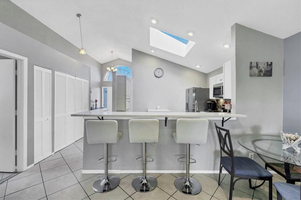 For Sale: $327,000 (3 beds, 2 baths, 1160 Square Feet)