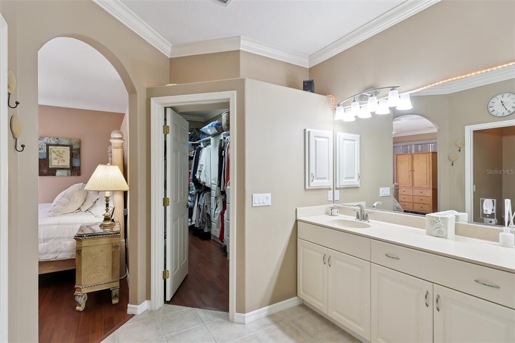 For Sale: $799,000 (4 beds, 3 baths, 3120 Square Feet)