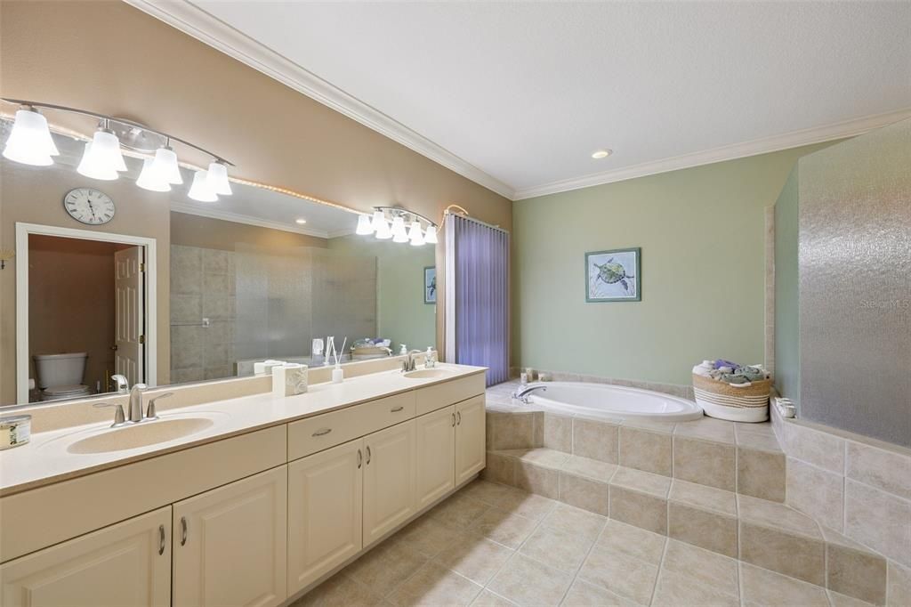 For Sale: $799,000 (4 beds, 3 baths, 3120 Square Feet)