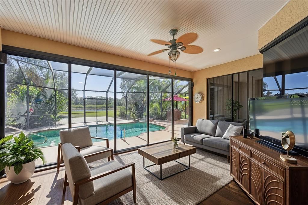 For Sale: $799,000 (4 beds, 3 baths, 3120 Square Feet)