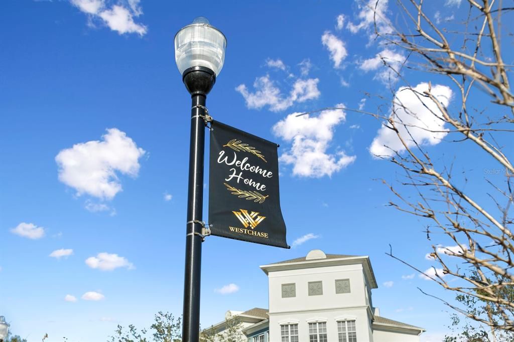 For Sale: $335,000 (2 beds, 2 baths, 1424 Square Feet)