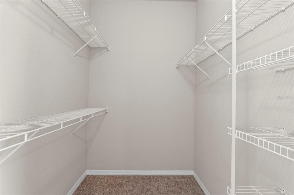 For Sale: $335,000 (2 beds, 2 baths, 1424 Square Feet)